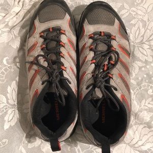 Grey merrell trail shoes. Good condition!